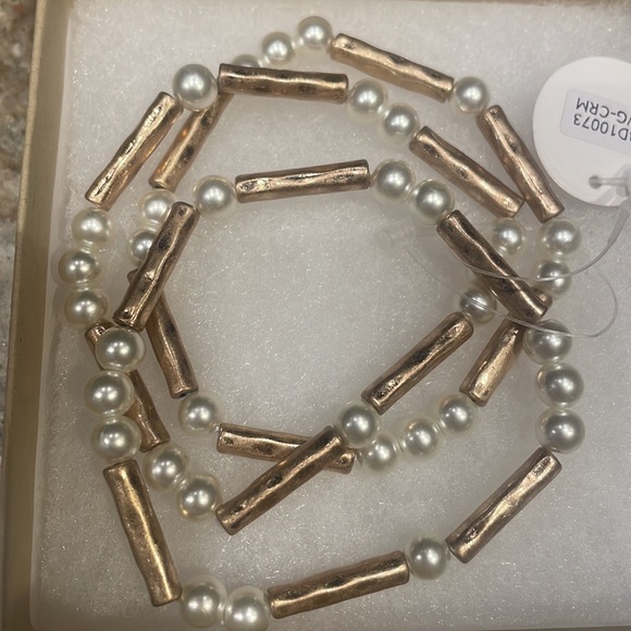 NEW Prep Obsessed Gold Pearl Tube Bracelet - Picture 3 of 3